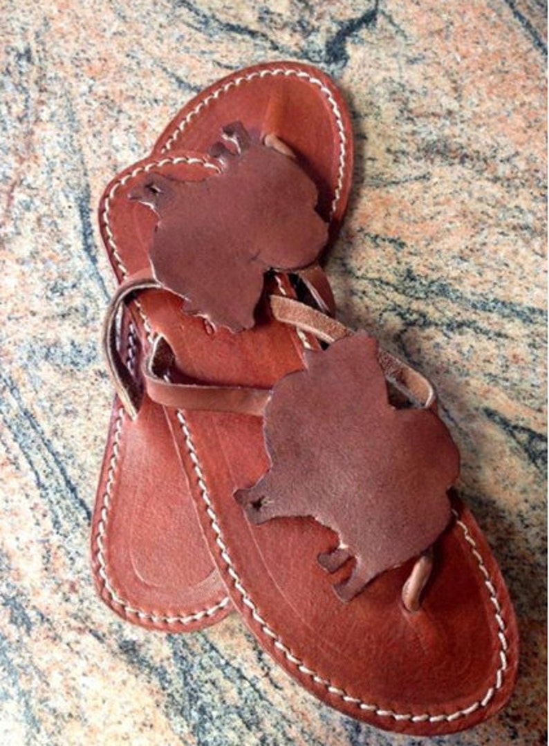 spitz sandals
