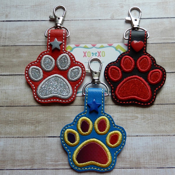 Paw Print Snap Tab, Backpack Charm, Embroidered Key Chain, Dog Lover Key Fob, Zipper Pull, Machine Embroidery, Bag Charm, D Ring, XoXo Amour