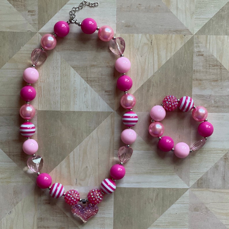 Xoxo Amour Girl Gift Chunky Bracelet Heart Chunky Bead Set Valentine Bubblegum Necklace Set Little Girls Jewelry Pink and RED Necklace