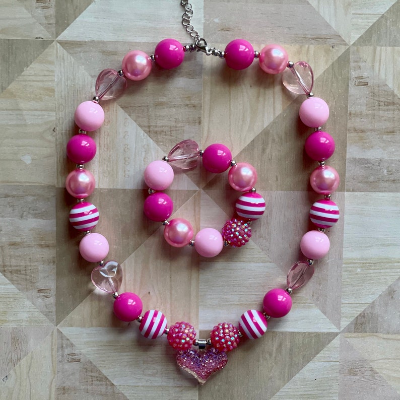 Xoxo Amour Girl Gift Chunky Bracelet Heart Chunky Bead Set Valentine Bubblegum Necklace Set Little Girls Jewelry Pink and RED Necklace