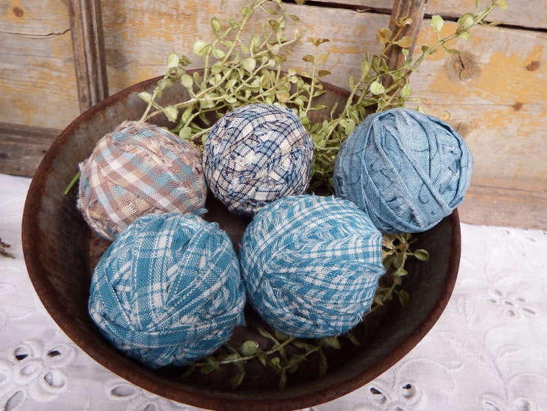 Primitive Bowl Fillers 5 Country Blue Rag Balls Rag Ball Etsy