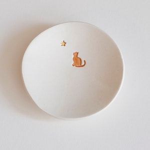 ceramic: ORANGE TABBY Cat Dish with genuine 22k Gold Star Mini 3 Ceramic Ring Dish for Cat Lovers, made in usa image 2