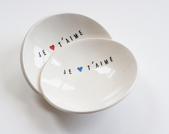 French JE T'AIME Ring Dish: Paris Romance, Kiln-fired Ceramic (3")