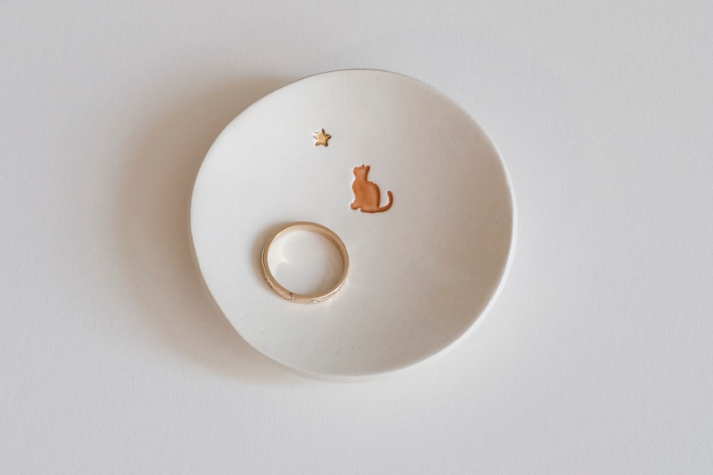 ceramic: ORANGE TABBY Cat Dish with genuine 22k Gold Star Mini 3 Ceramic Ring Dish for Cat Lovers, made in usa image 3
