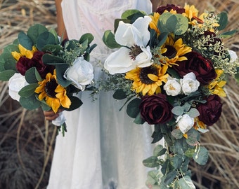 Sunflower burgundy white Cascading bouquet | Bridal Bouquet | Faux wedding bouquet | sunflower wedding | Boho wedding | Silk flowers