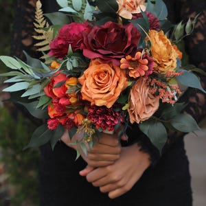 Cinnamon Orange Burgundy rust fall bouquet