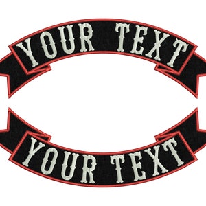 Può includere: Toppa ricamata nera e rossa con il testo "YOUR TEXT" in bianco. La toppa ha la forma di uno stendardo ed è progettata per essere cucita su vestiti o altri oggetti.