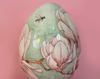 Easter painted eggs; Hand painted ceramic Easter egg; Hand-painted ceramic container; Openable jewelry box; Furnishing ceramics