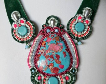 Soutache gemstone necklace/ Soutache collar with jasper, houlite & velvet ribbon/ Turquoise, green, hot pink collier
