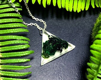 Collar de musgo verde, colgante de cristal de musgo, collar epoxi en miniatura, regalo romántico, collar de musgo, joyería de flores reales, colgante de la naturaleza