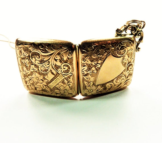 Edwardian Hallmarked 9 Ct Gold Locket With Necklac