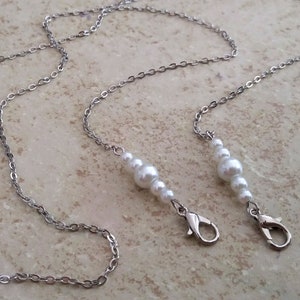 Catena per mascherina in perle, perle bianche, perle di vetro, catena per mascherina, collana, porta mascherina, cordino per collana, porta mascherina, catena in argento, graduata