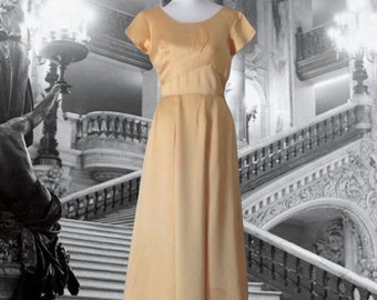 1940&#39;s Satin Gown Old Hollywood Yellow Gold Heavy Satin Vintage Satin Dress Floor Length Formal Gown Full Skirt Prom Dress