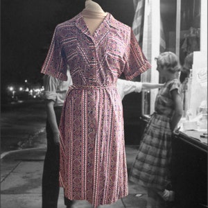 Vintage 1950s Cotton Shirtwaist Dress, Joyce Lane W. T. Grant House Dress, Button Down, 50s Housewife, Pink Purple Print, Belted, 42 Bust