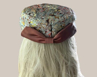 Vintage 1950s Ostrich Feather Pillbox Hat: Mid Century  display picture 2