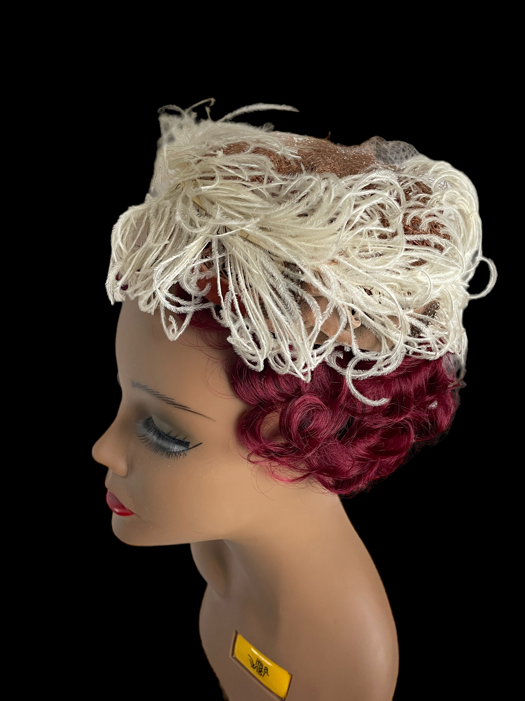 Vintage 1950s Ostrich Feather Pillbox Hat: Mid Century  display picture 2