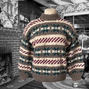 Vintage Hand Knit Wool Sweater with an Alpine Pattern, Handmade Heavy Winter Wool Pullover, Snowflake Ski Sweater, Warm Winter Sweater
