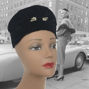 Vintage 40s Black Velvet Turban Rhinestone Clip Old Hollywood Glam Turban Hat 1940s Hat Toque Cloche Velvet Hat