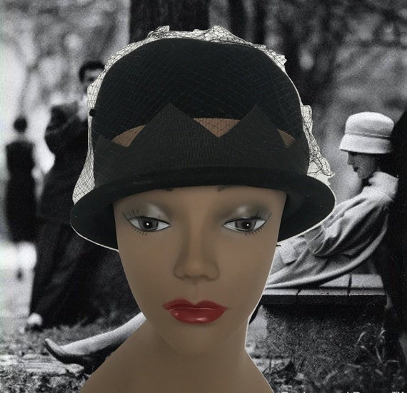 Vintage Black Felt Hat Cloche Hat Glenover Henry … - image 1