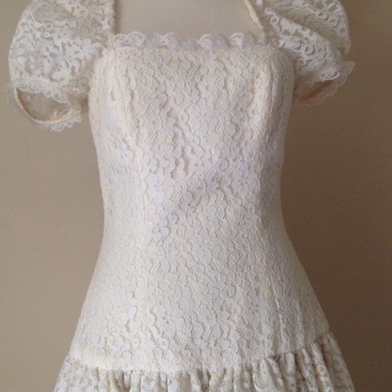 Long White Lace Dress Vintage Dress Full Skirt Bi… - image 4