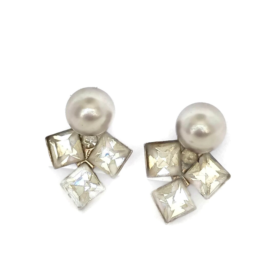 Rhinestone Pearl Earrings main image 0