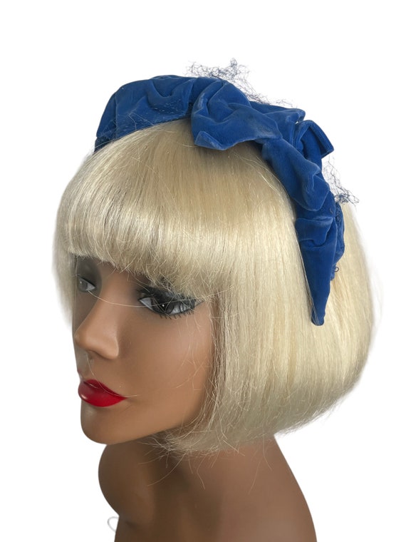 Vintage 1950s 1960s Headband Hat, Blue Velvet Ban… - image 3