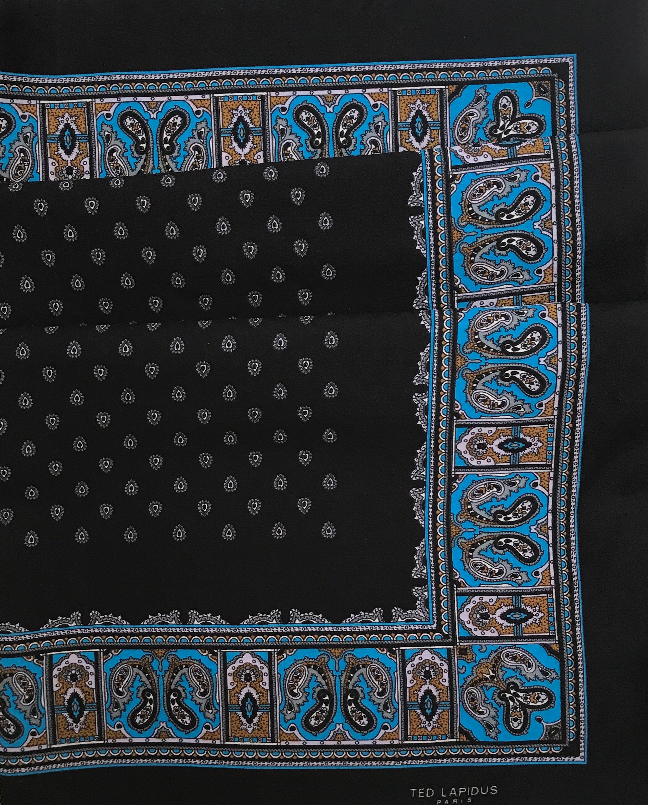 Foulard Vintage Ted Lapidus – Ancien Accessoire Mode Rétro – Taille Unique, Multicouleur – Occasion Très Bon état