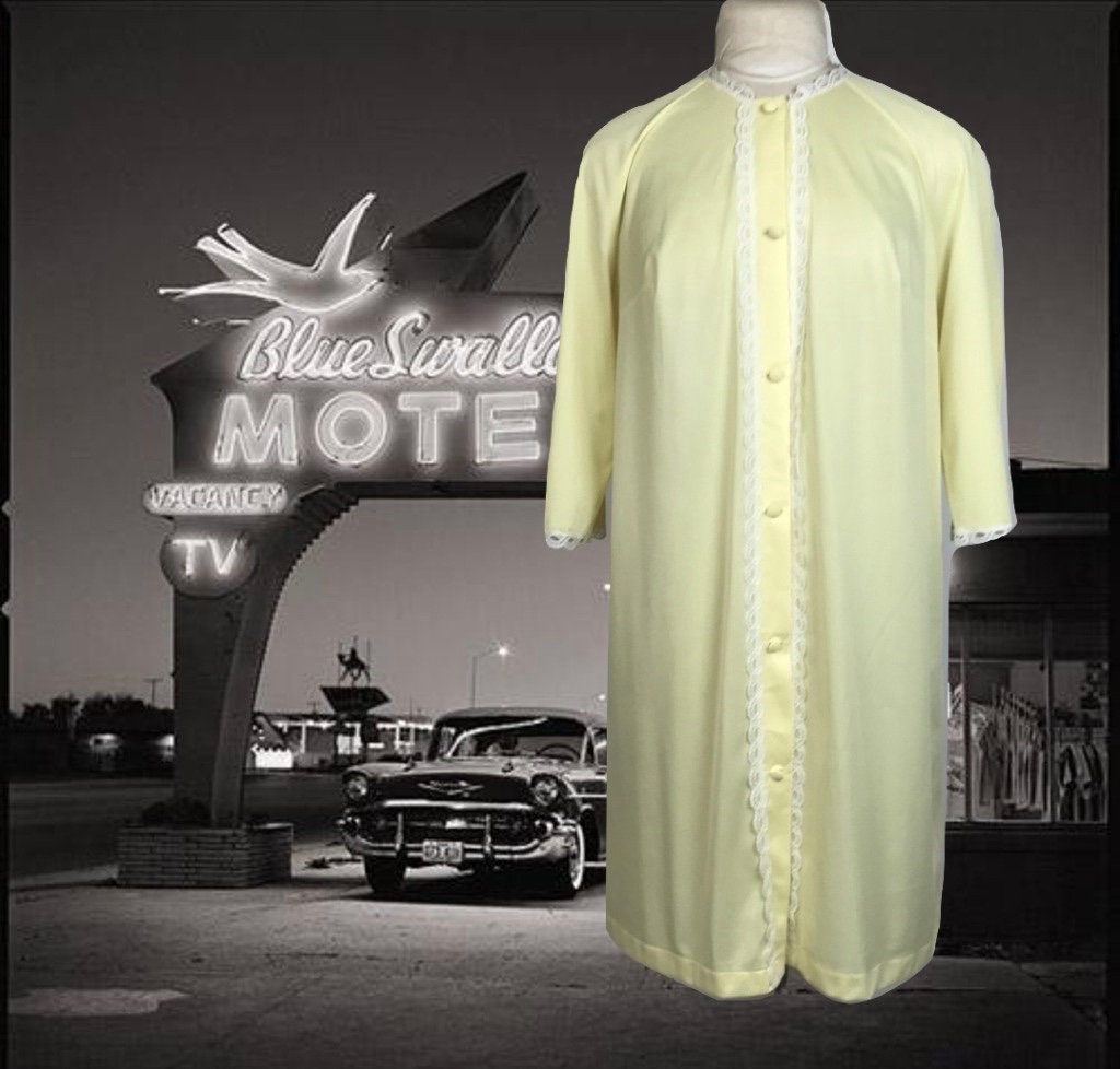 Vintage 1960s Robe Vanity Fair Yellow Nylon With Lace Trim - Etsy