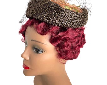 Vintage 1960s Navy Straw Pillbox Hat, Red Silk Flower  display picture 2