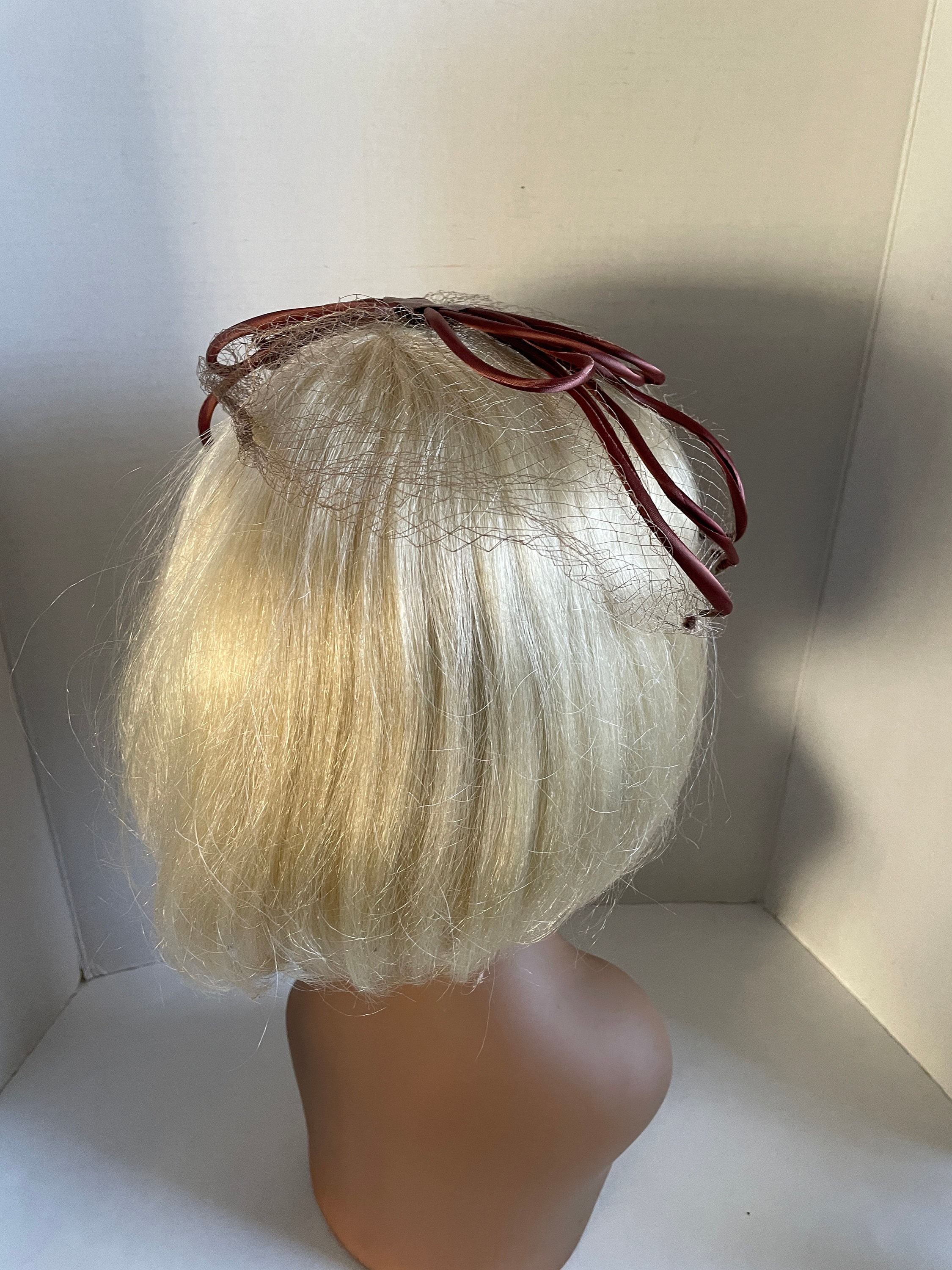 Vintage 1960s Brown Satin Fascinator Hat With Flocked Veil  display picture 3