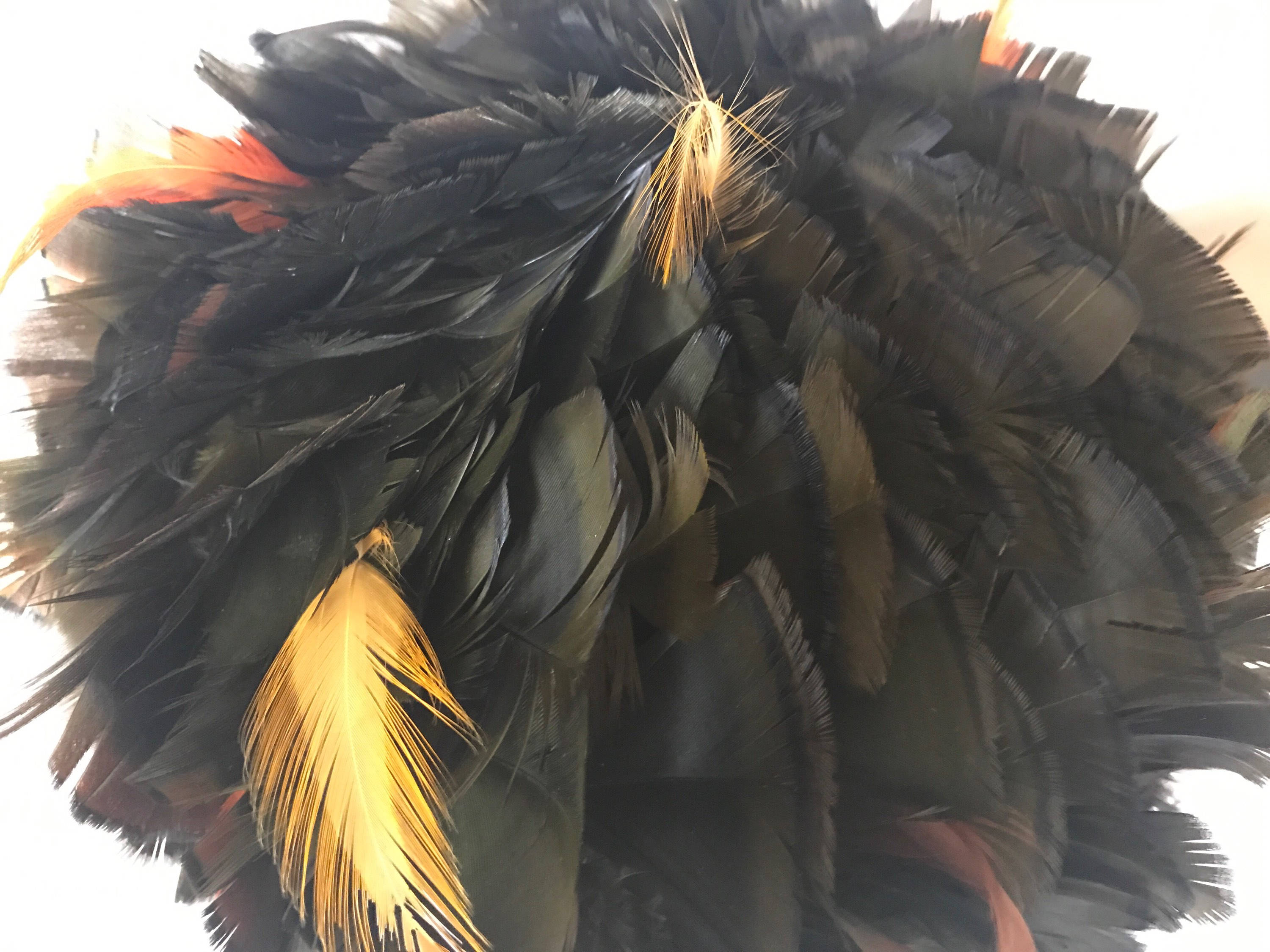 ???Vintage beautiful pill box hat  Vintage Feather Hat - Union Made in USA - Vintage 60s Feather Pillbox Hat: Black, Red & Gold - Union  main image 3