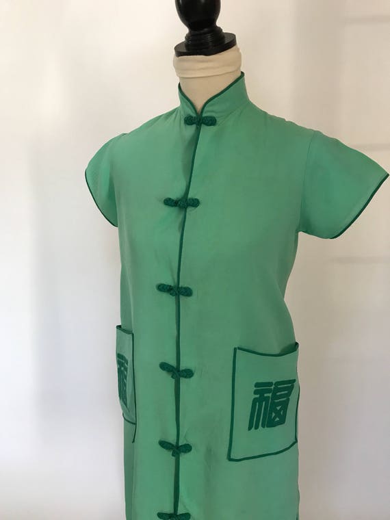 Vintage Rayon Asian Dress: Light Green Shift with… - image 7