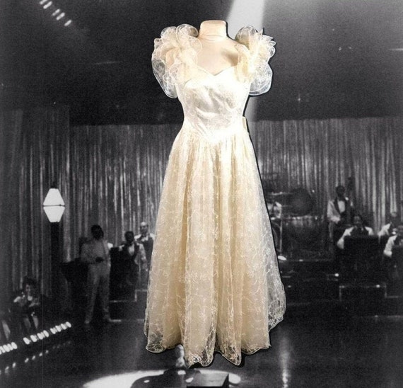 Old fashioned cheap princess dresses