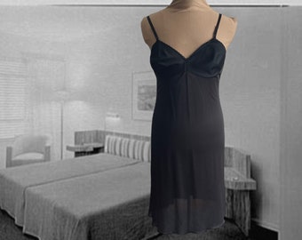 Vintage Lingerie Full Slip, Black Vanity Fair, Nylon Dress Slip, Underwear, Sexy Slip Dress