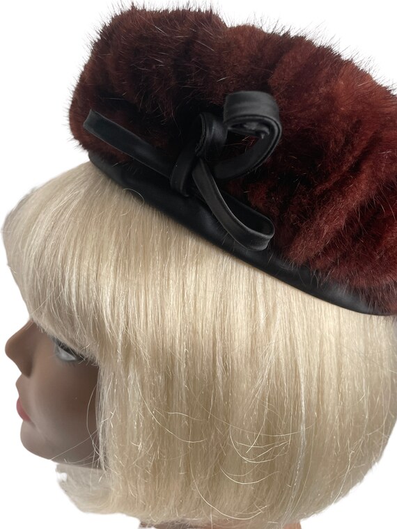 1960s Vintage Mink Pillbox Hat, Kiki by New Wadle… - image 5