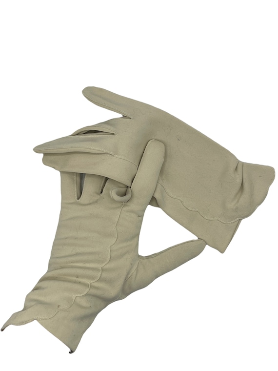 Ladies Vintage Gloves - image 8