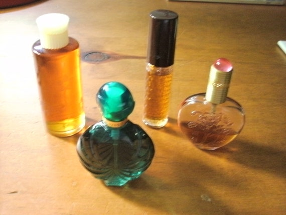 Four vintage Perfume Bottles Partially LOT 5 VINTAGE PERFUME BOTTLES COTY