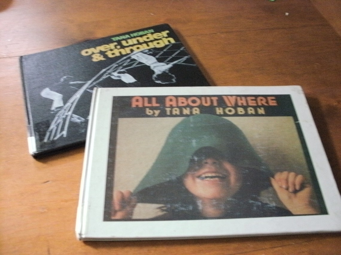 Deux livres Hardcover Tana Hoban 1973 Over Under Through - Etsy France