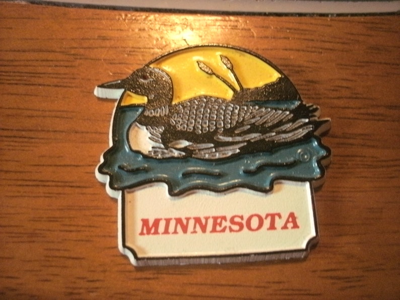 Sturdy Hard Rubber Souvenir Magnet Vintage Loon Minnesota 2.25 x 2
