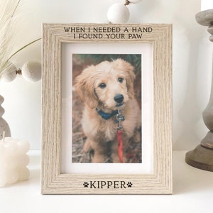 When I Needed a Hand, I Found Your Paw | Personalized Picture Frame | Cat Mom Dog Dad Pet Parent Gift | Pet Name Custom Photo Frame