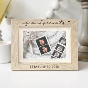 Grandparents to be Gift | Personalized Picture Frame | Custom Photo Frame | Pregnancy Reveal Announcement | Gift for New Grandma Grandpa