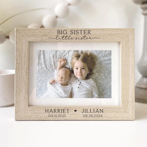 Big Sister Little Sister | Personalized Picture Frame | Sisters Siblings Gift | Mother's Day Gift | Girl Mom Gift | Mommy's Mama's Girls