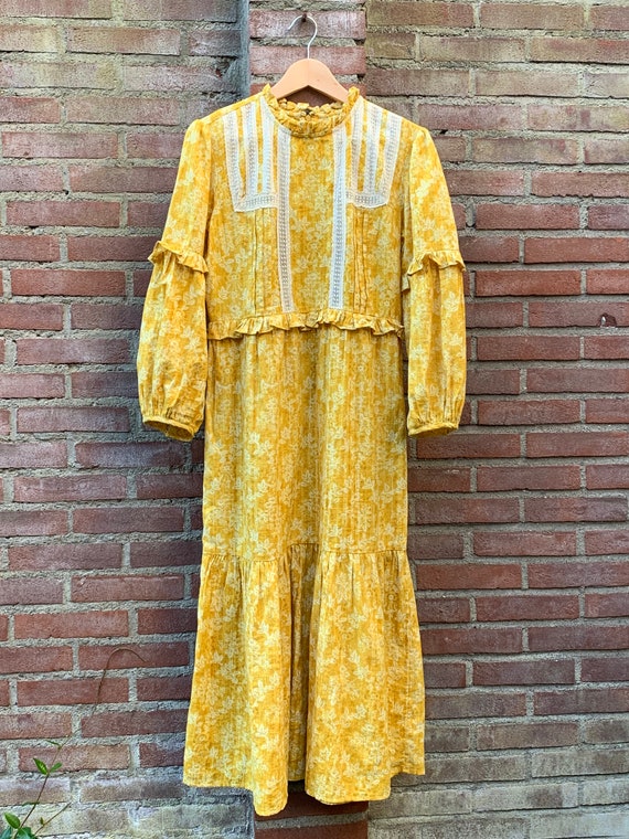Vintagestyle dress by Laura Ashley, m