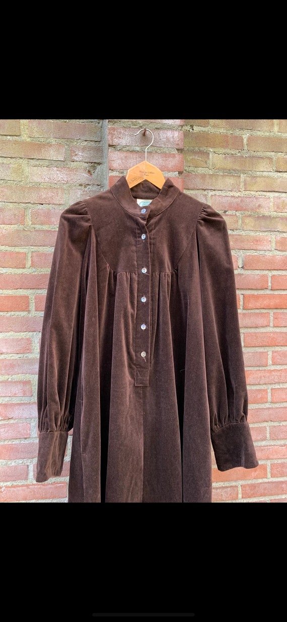 Vintage brown velvet Laura Ashley dress - image 2