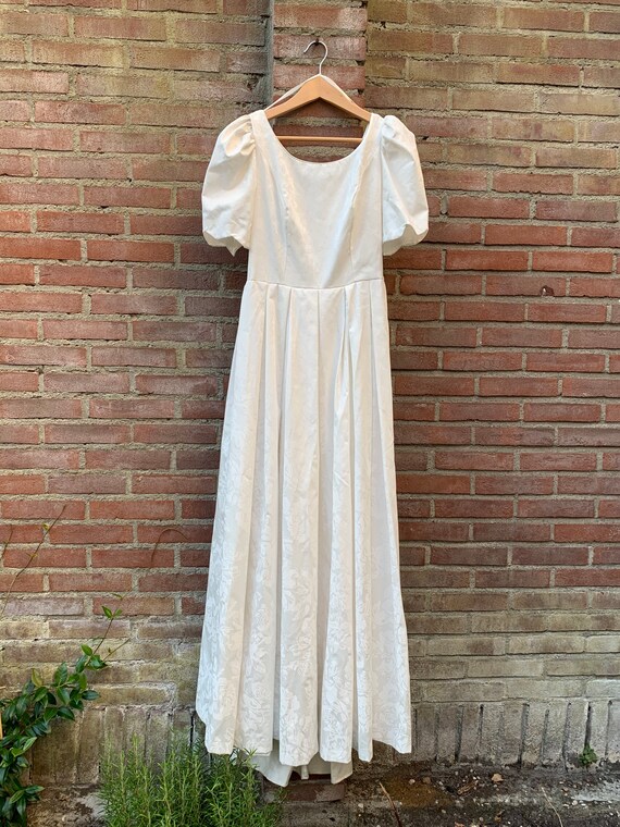 Vintage weddingdress by Laura Ashley
