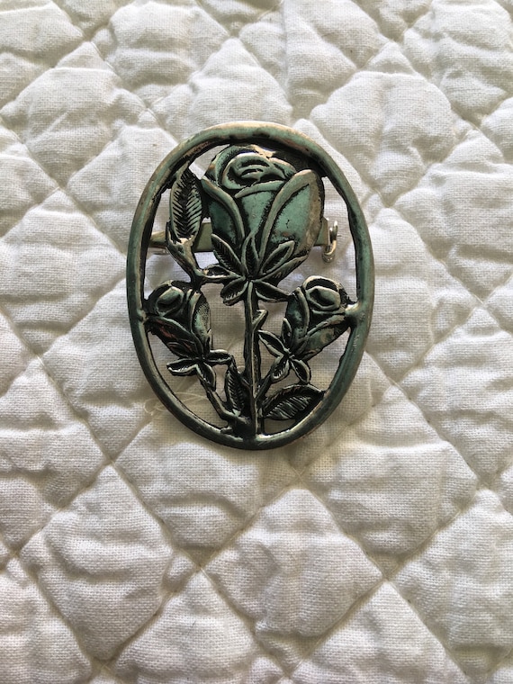 Silver brooch with rose - image 1