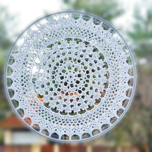 Crocheted Mandala Wall Hanging, Cotton Suncatcher, Cottage Chic Decor (30 or 45 cm) image 7