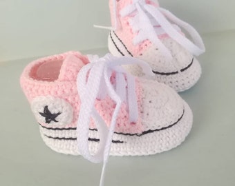 Zapatillas all'uncinetto tipo Converse All Star per bebe. Spedizione gratuita