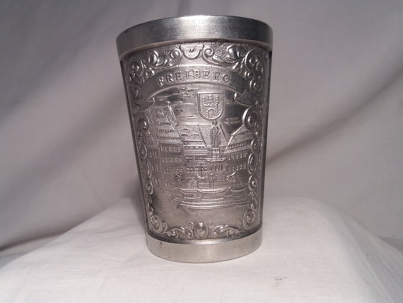 Vintage Metal Cup ,,KUNST Und GEWERBERING- SACHSEN- 95 % Zinn'' - Etsy