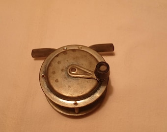 Vintage Metal Fishing Reel/Fly Reel